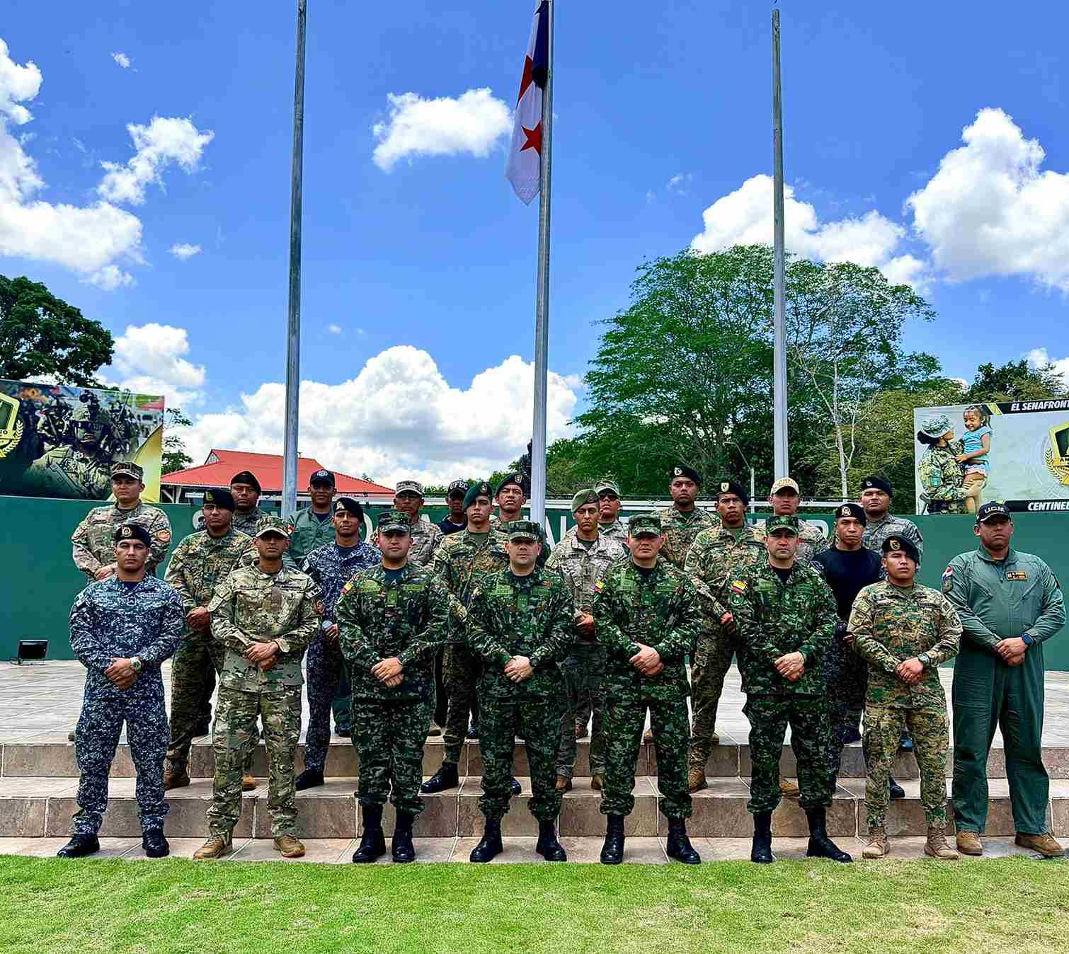 Escuela de Comunicaciones lidera entrenamiento en comando y control en Panamá